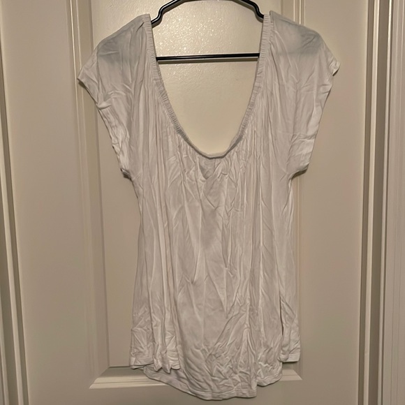 White off the shoulder top - Picture 1 of 3